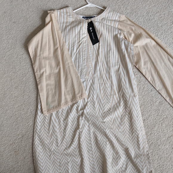 Gul ahmed - Picture 1 of 2